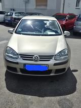 Volkswagen VW Golf 5 1.6 Benziner - Volkswagen Golf aus 2005: Golf5