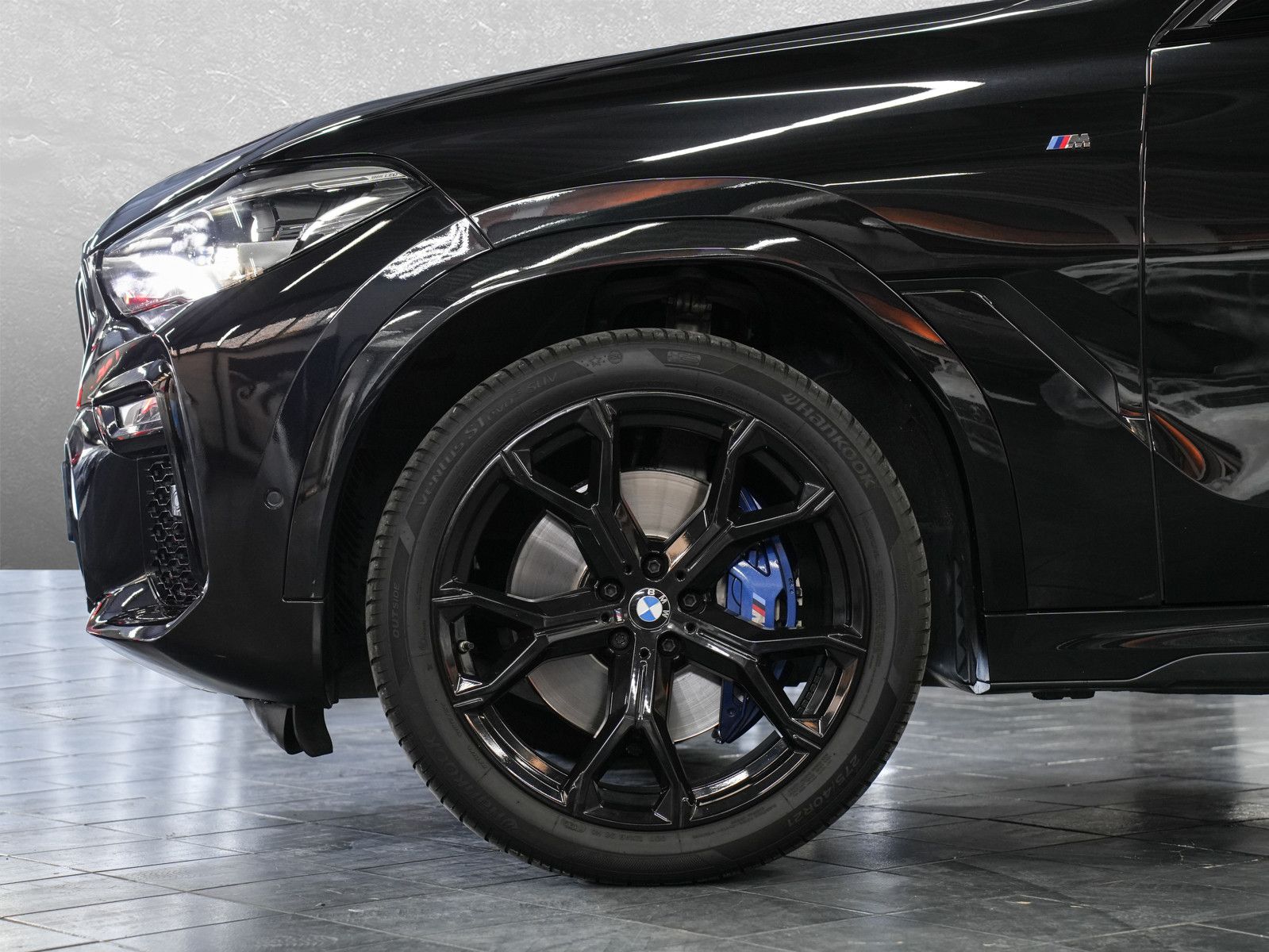 Fahrzeugabbildung BMW X6 M-Sport - 21"Y-M|LiveCockpitPro|Vernasca|360°