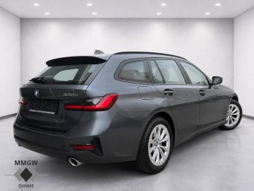 BMW 330 - 6