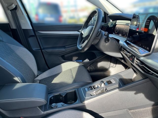 Fahrzeugabbildung Volkswagen Golf Variant VIII 2.0 TDI DSG GOAL AHK GJR NAVI