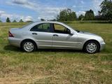 Mercedes-Benz C 200 KOMPRESSOR AVANTGARDE Avantgarde - gebrauchte Mercedes-Benz C 200 aus dem Jahr 2002