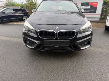 BMW 216 - 2