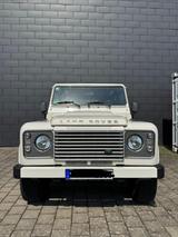 Land Rover Defender 110 Td4 Station Wagon E  - gebrauchte Land Rover Defender aus dem Jahr 2010