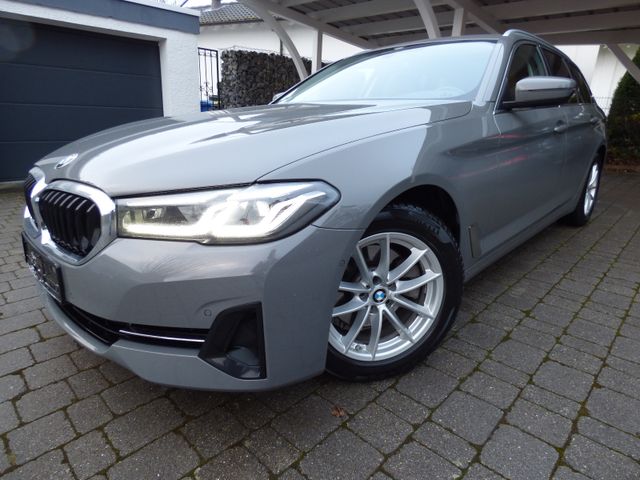 BMW 520 d Touring*LED*Sportsitze*Kamera*DAB*FACELIFT