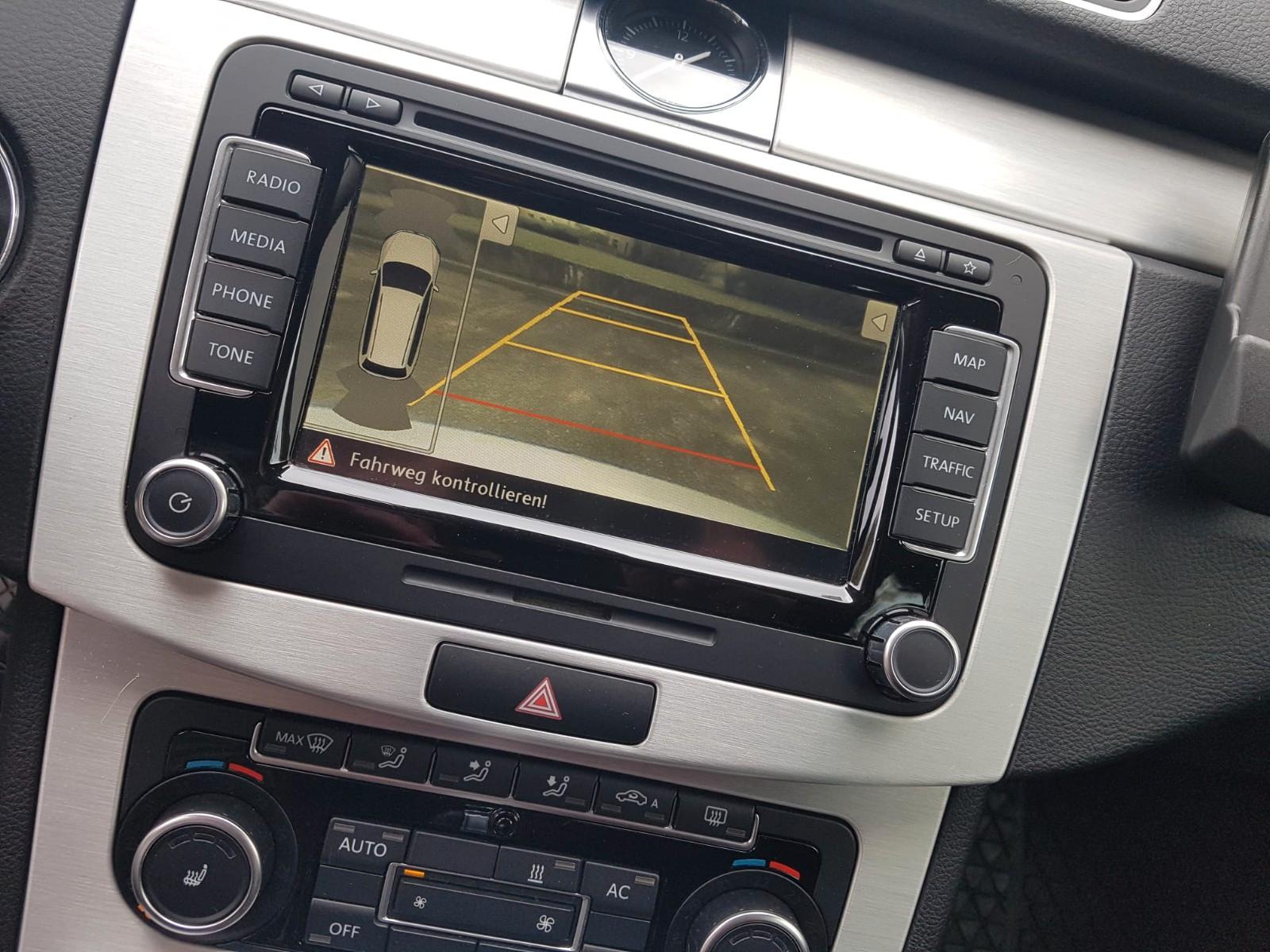 Volkswagen Passat 2011 — photo 6