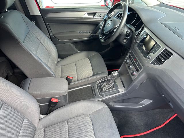 Fahrzeugabbildung Volkswagen Golf Sportsvan VII+NaviZB+Klima+Allwetter LM+