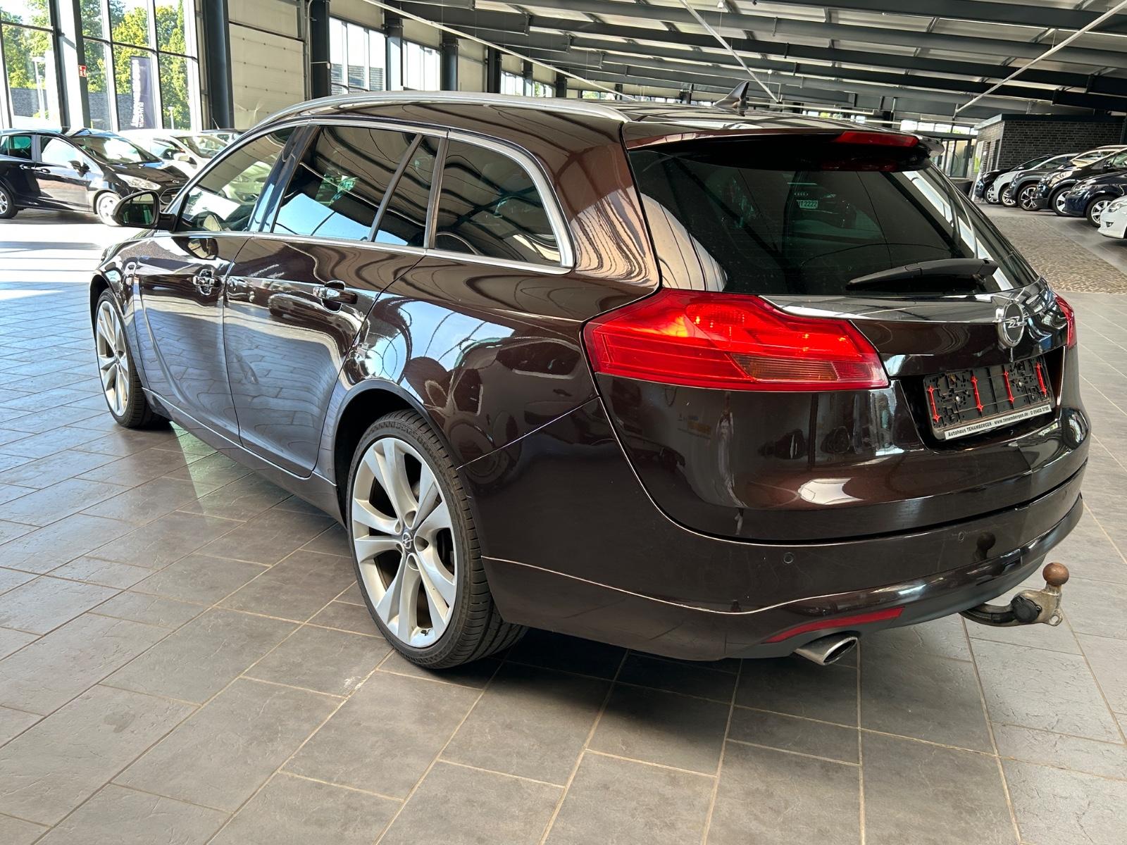 Opel Insignia 2011 — photo 6