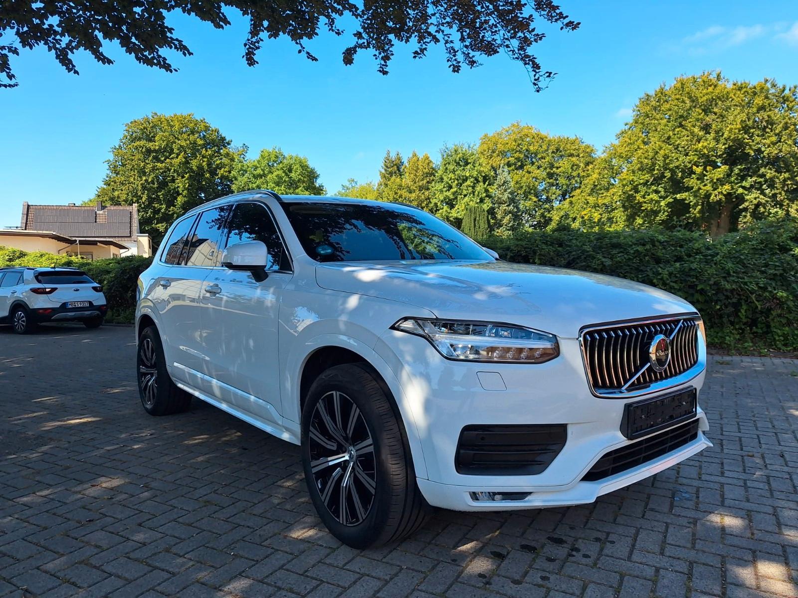 Volvo XC 90 XC90 Momentum Pro AWD