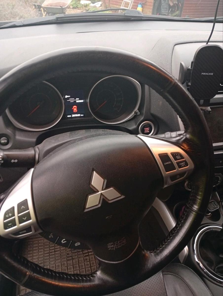 Mitsubishi ASX 2010 — photo 8