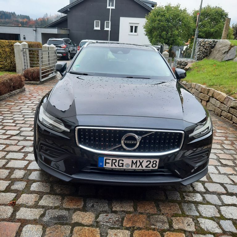 Image of Volvo V60 Cross Country