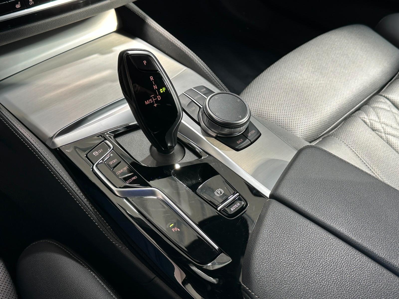 BMW 530d xDrive Touring Aut. M-SPORT LED*Leder*HUD