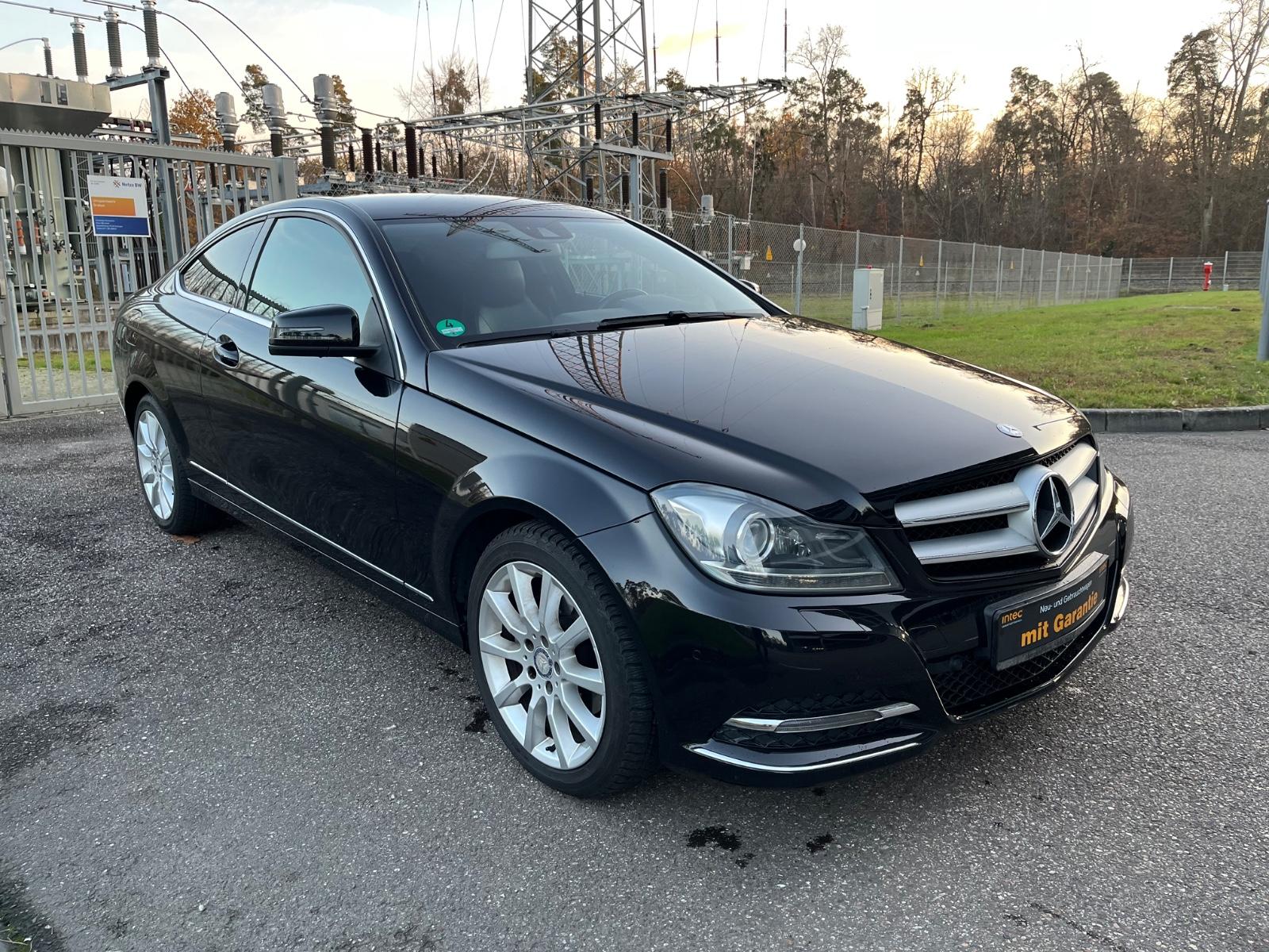 Mercedes-Benz C220 CDI Coupe BlueEff. Avantg. Navi Leder Xenon