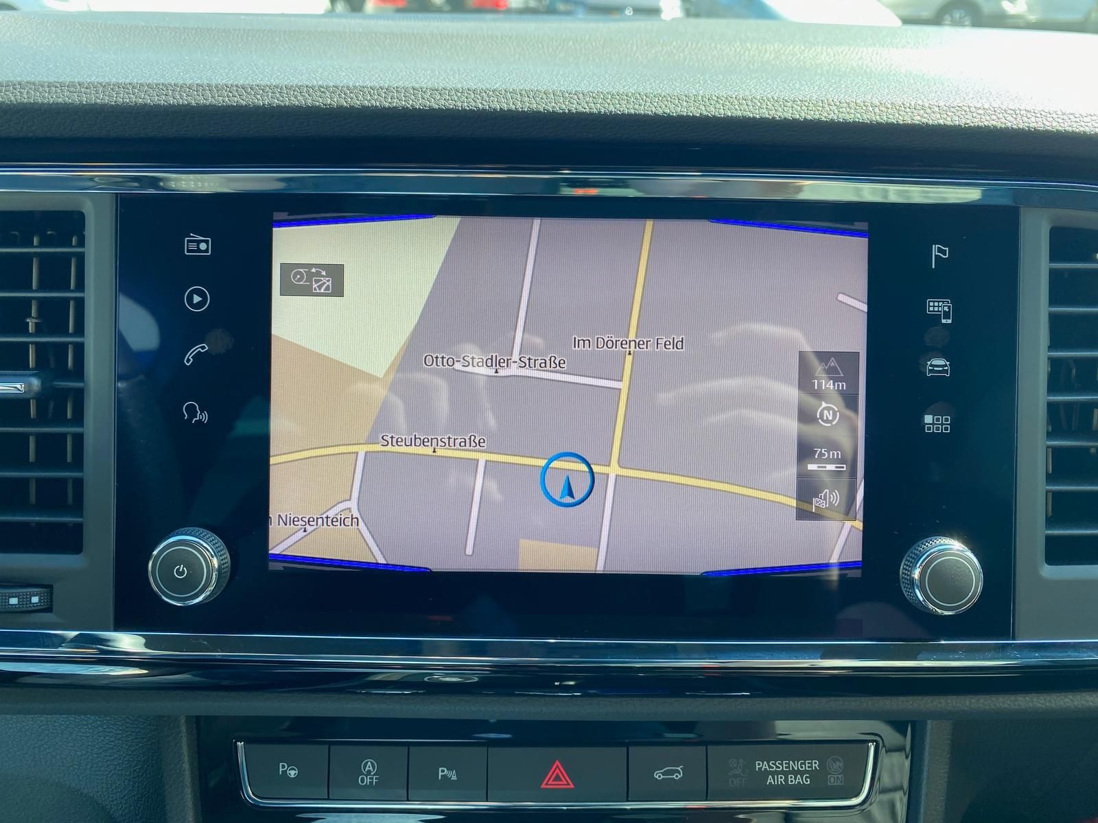 Fahrzeugabbildung SEAT Ateca 1.5 TSI FR APP+ACC+RFK+AHK+NAVI+SITZHEIZ