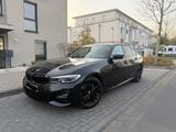 BMW 330i xDrive M Sport Automatic M Sport - BMW 330: 330i Xdrive