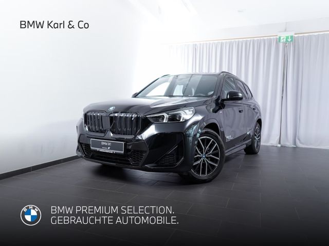 BMW iX1 xDrive30 M Sport Pano AHK H&K Ad. LED