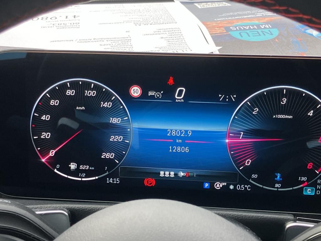 Fahrzeugabbildung Mercedes-Benz GLB 200 d AMG Line*MULTIBEAM LED*Kamera*KEYLESS