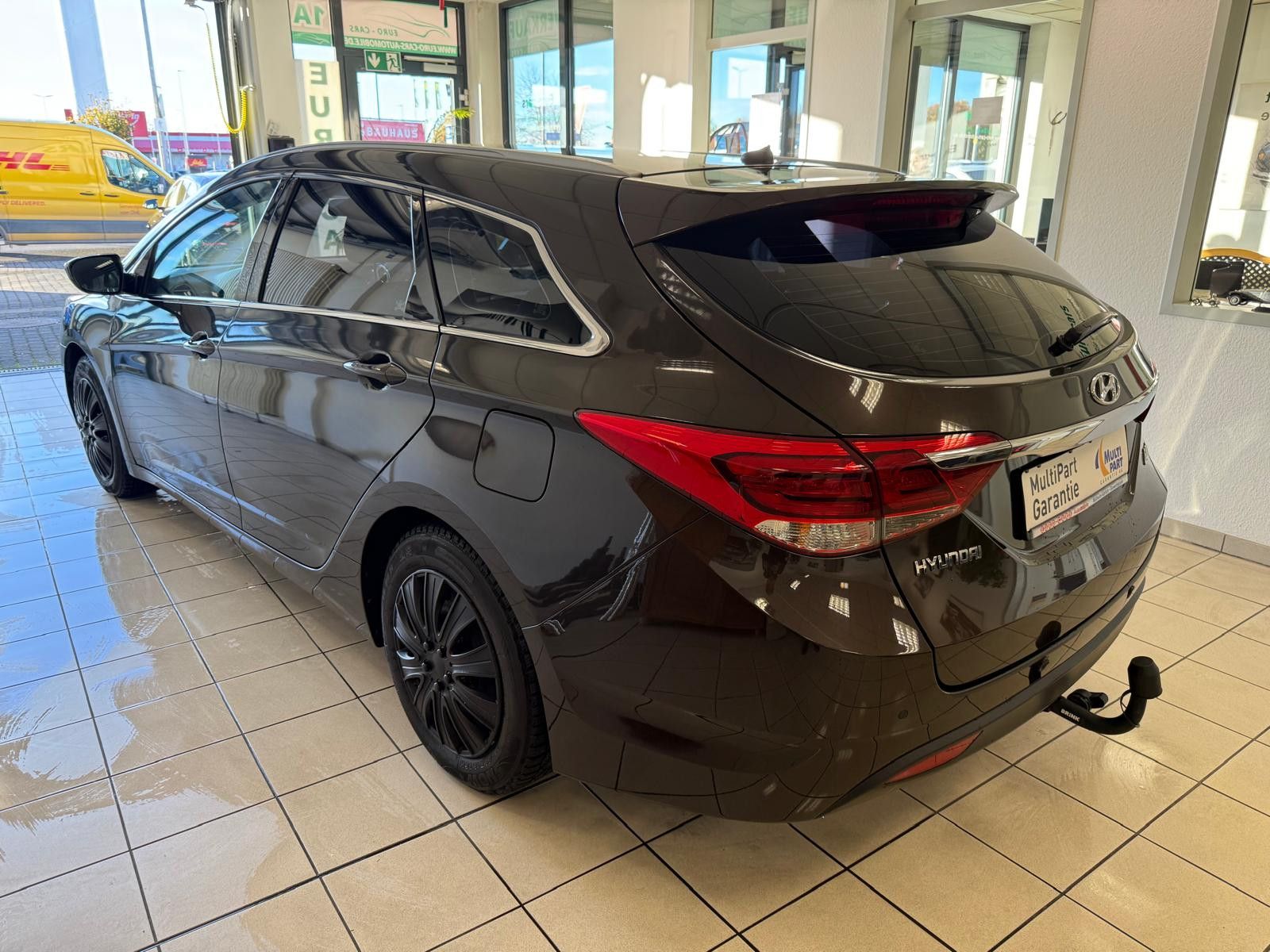 Fahrzeugabbildung Hyundai i40 cw blue Classic /AHK/8.FACH BEREIFT