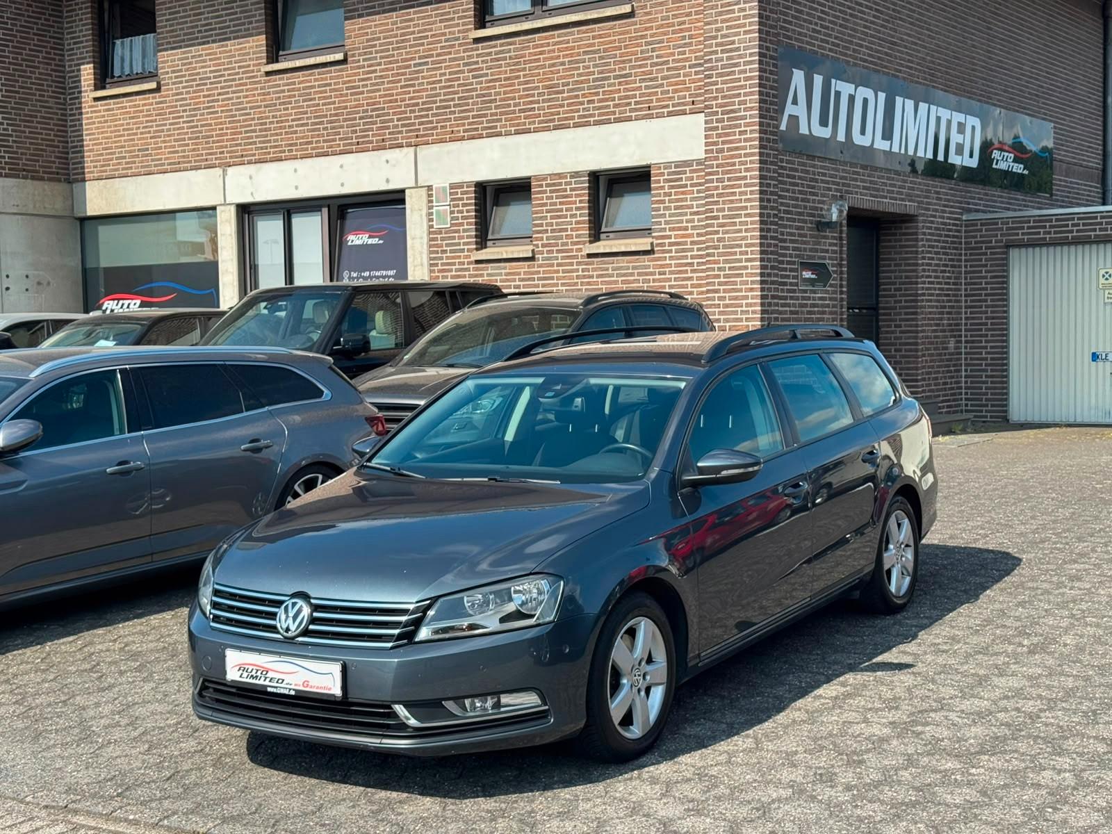 Volkswagen Variant Trendline Navi/PDC/Licht + Sicht-Paket