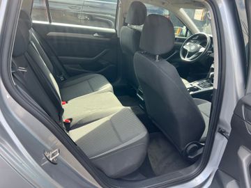 Volkswagen Passat Variant - 8