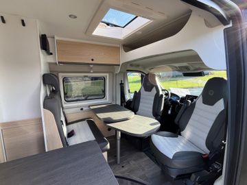 Sunlight Adventure Cliff 600 8G Safety ACC Solar Digital