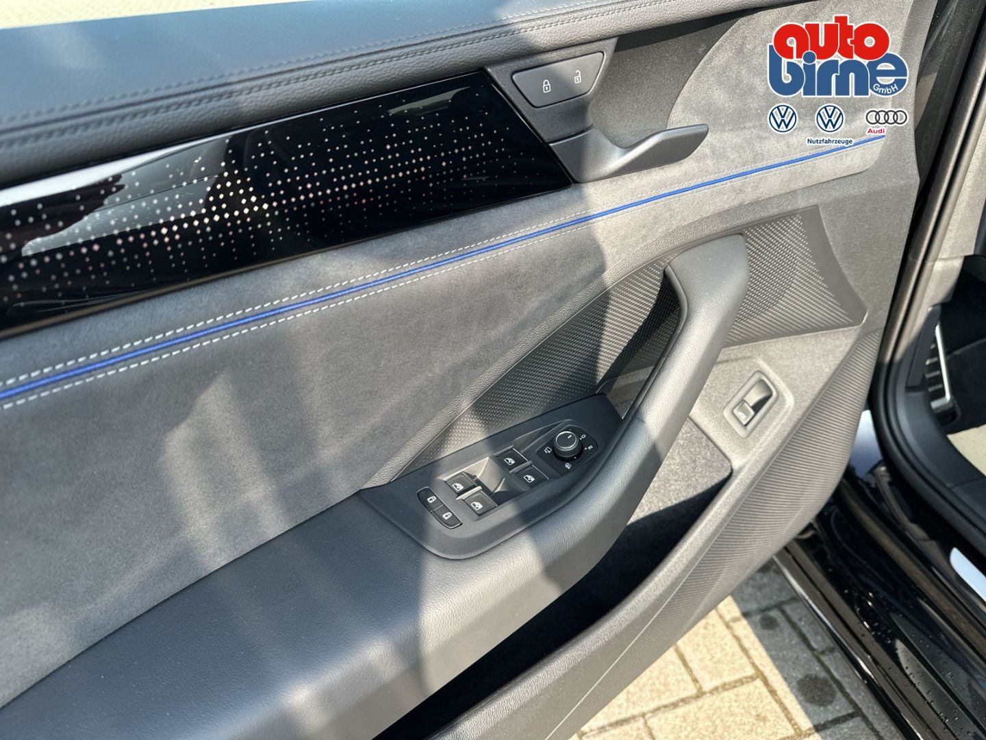 Passat Variant 2.0 TDI R-line Signature Edition 