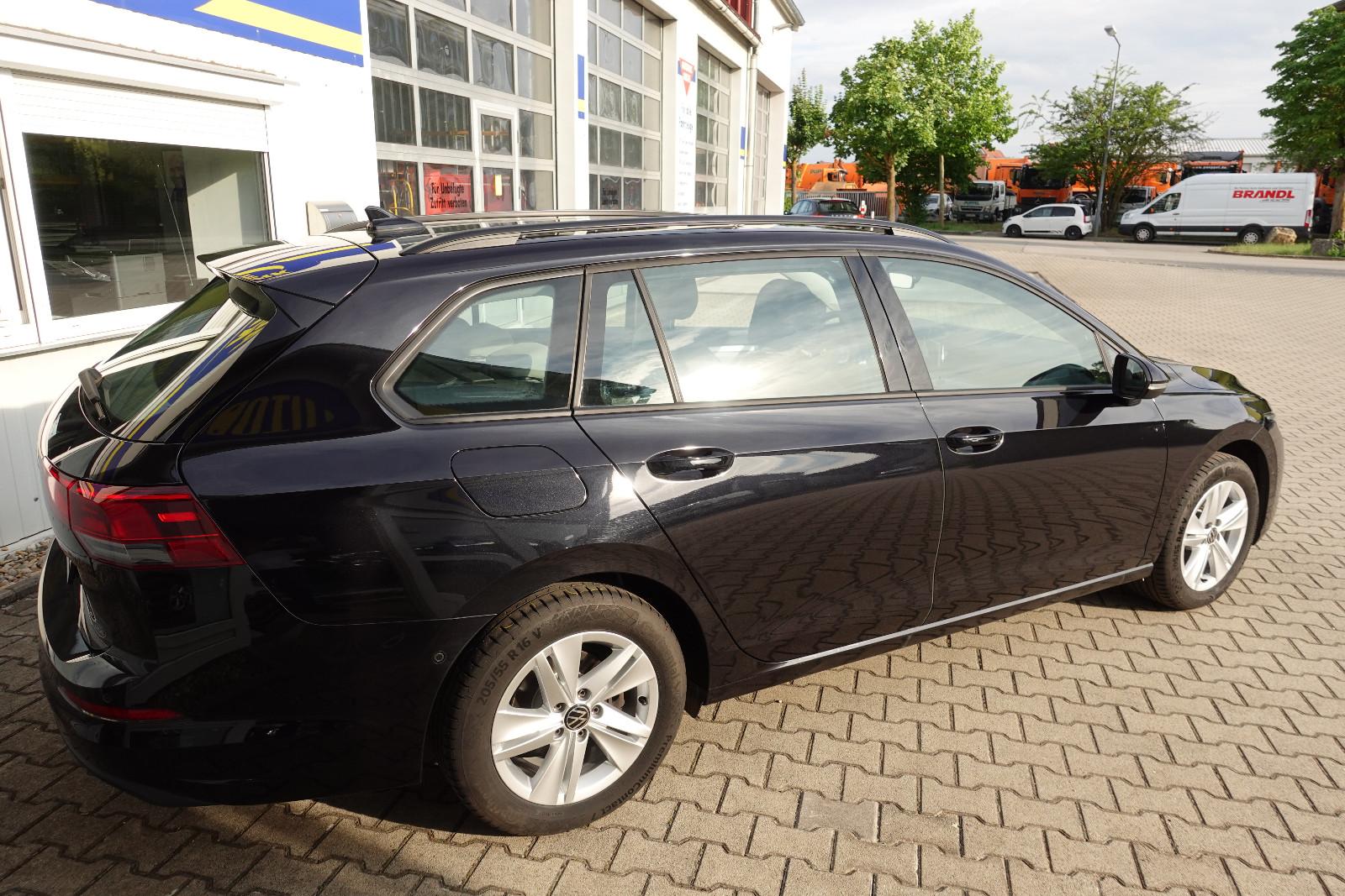 Volkswagen Golf 2.0 TDI SCR DSG Life Variant IQ DRIVE, миниатюра 2