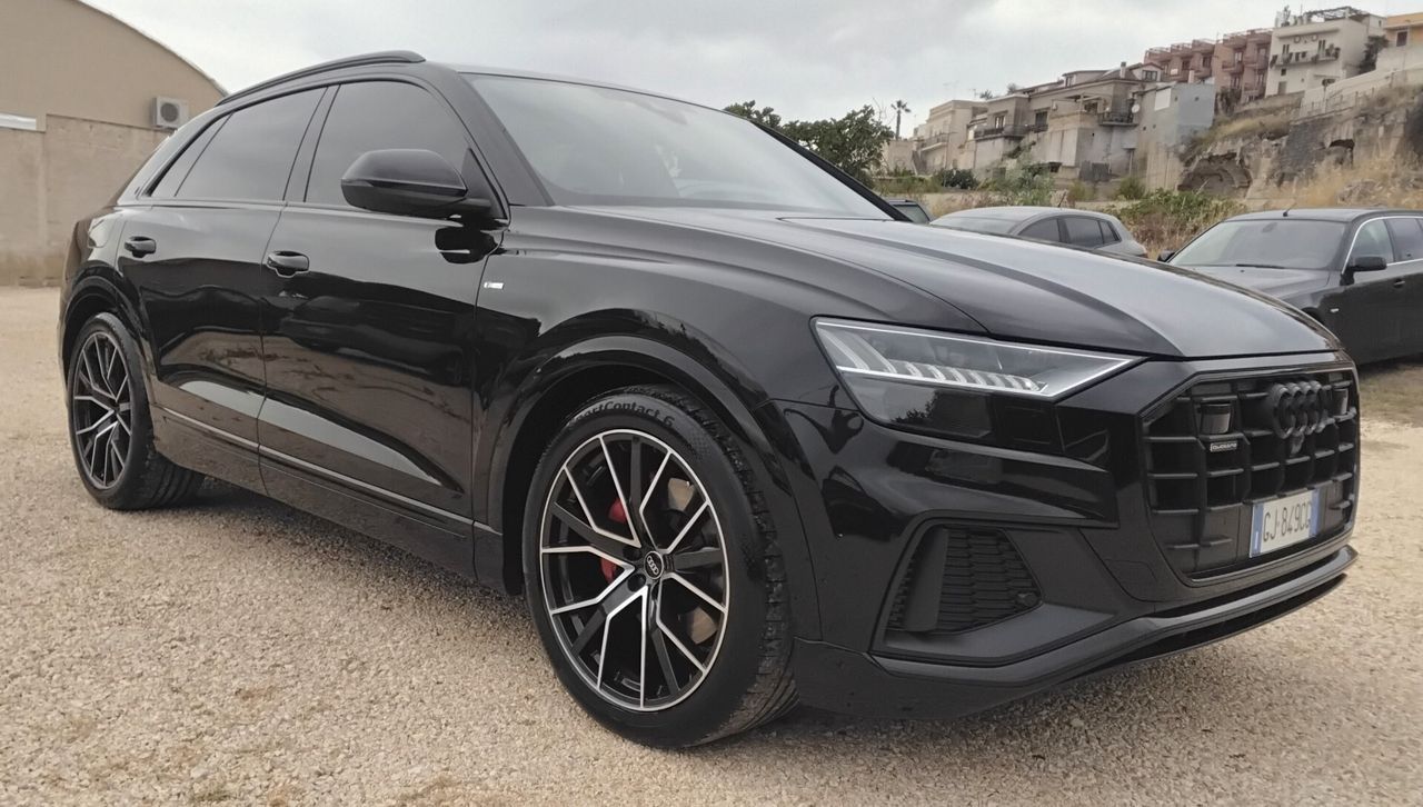 AUDI Audi Q8 50 TDI 286 CV quattro tiptronic Sport