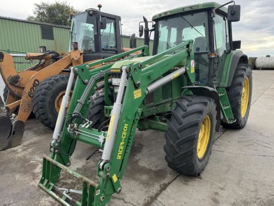 John Deere 6800 Frontlader