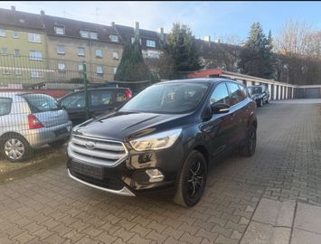 Ford Kuga - 1