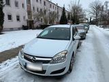 Opel Astra H / 1.4 Motor / Neuer TÜV - Opel Astra aus 2008: Kombi