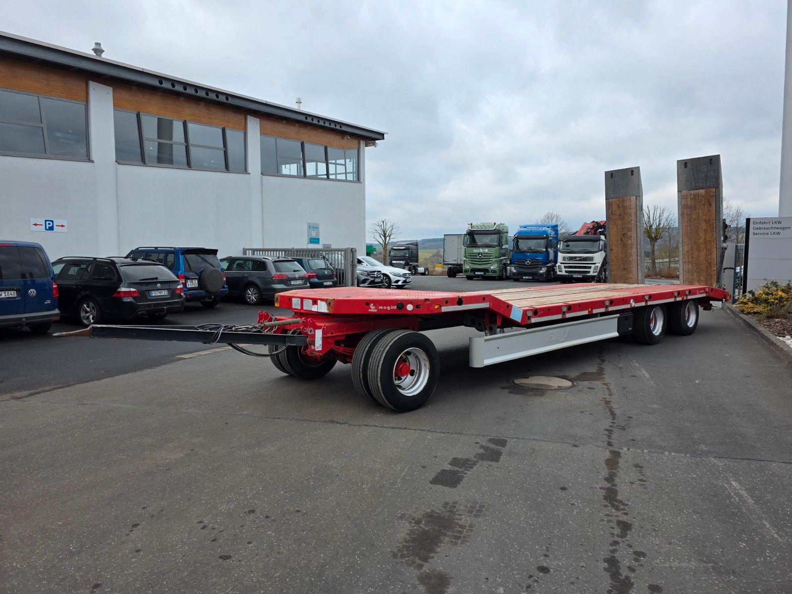 Fahrzeugabbildung Fliegl DTS 300 Rampen BPW auf 3.000mm verbreiterbar