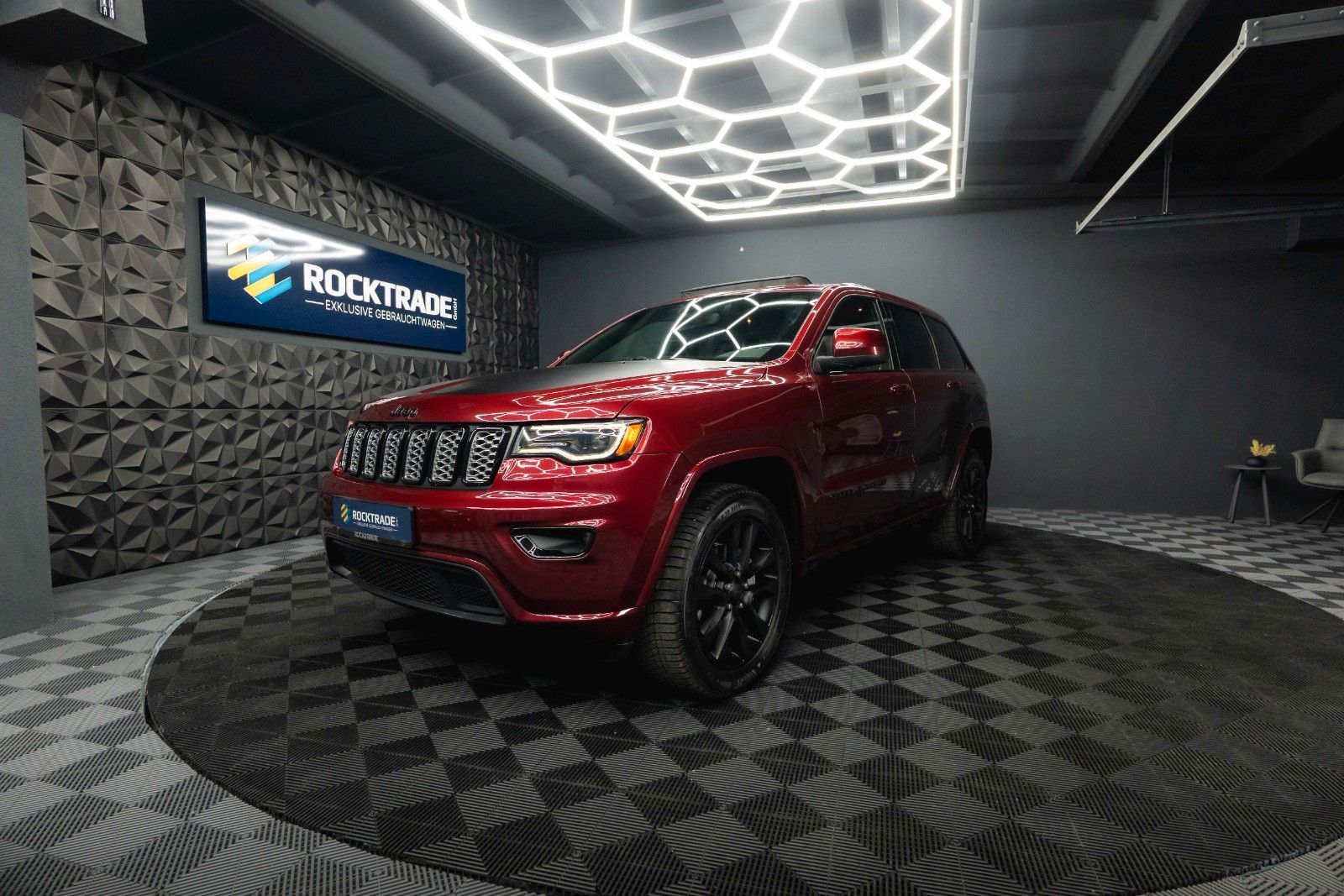Fahrzeugabbildung Jeep Grand Cherokee 3.6 4x4 Altitude *Pano*CarPlay*