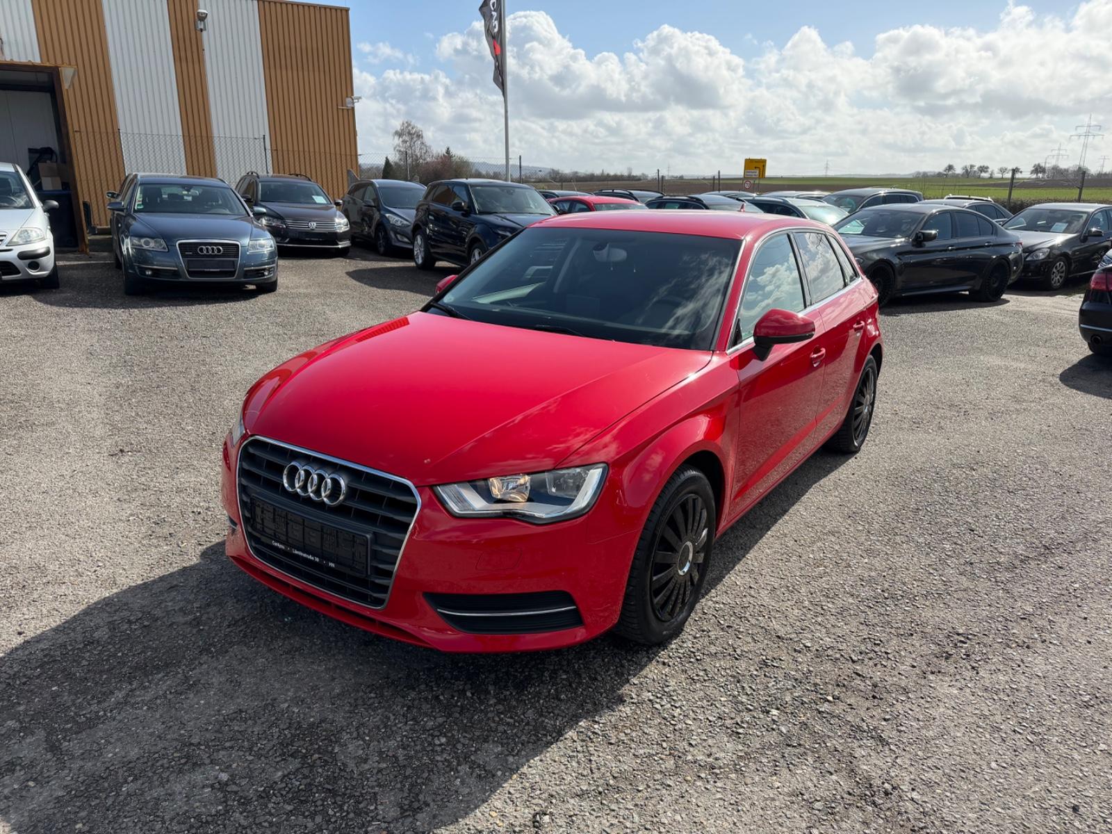 Audi A3 Sportback ultra Teilleder Navi 2.Hand PDC