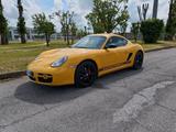 Porsche Cayman 2700 cc - Porsche: Gelb