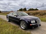 Chrysler 300C 5.7 V8 HEMI/Tempomat/Navi/PDC - Chrysler 300C: 3.5