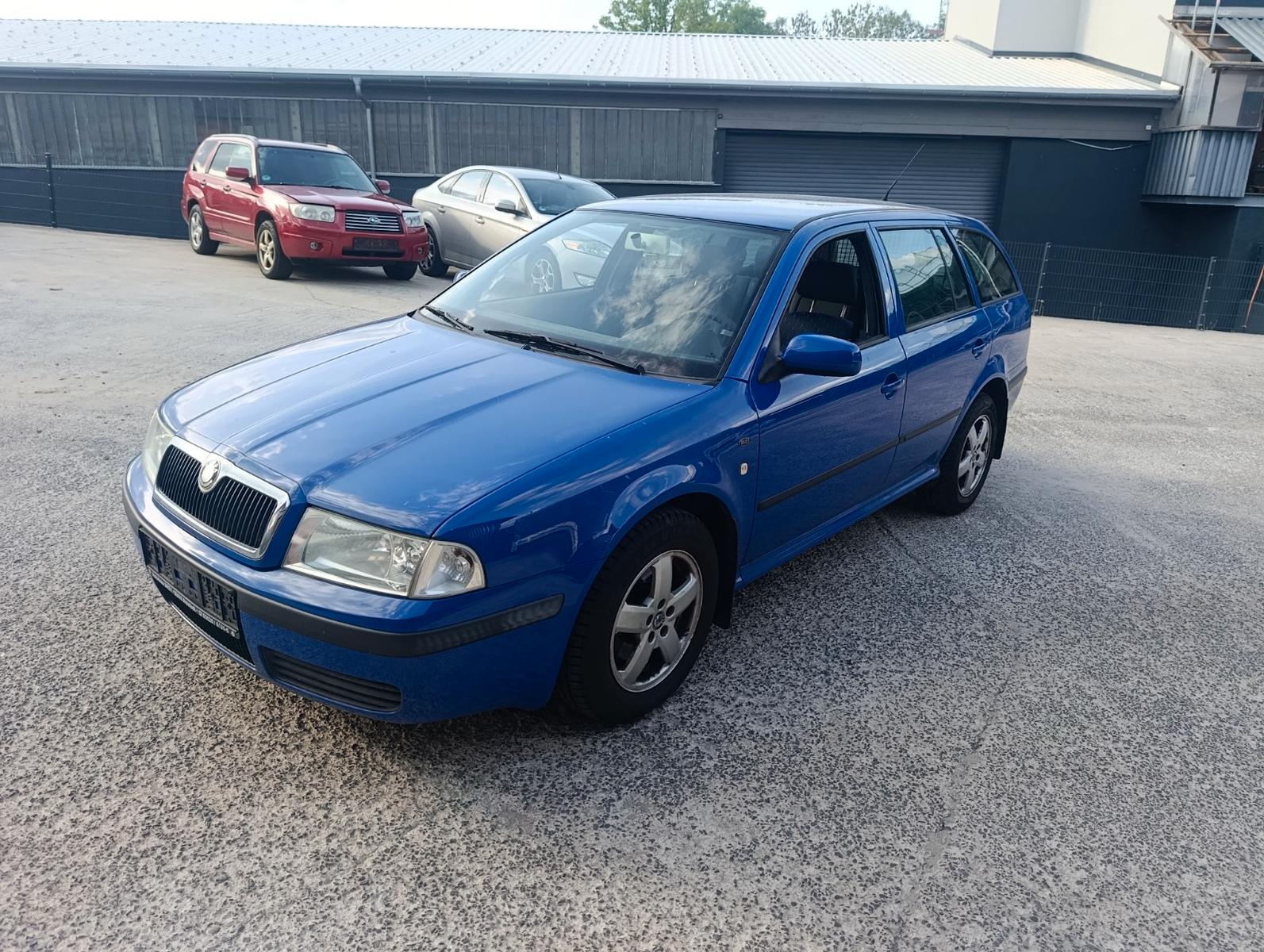 Skoda Octavia Combi 2.0 Ambiente Automatik