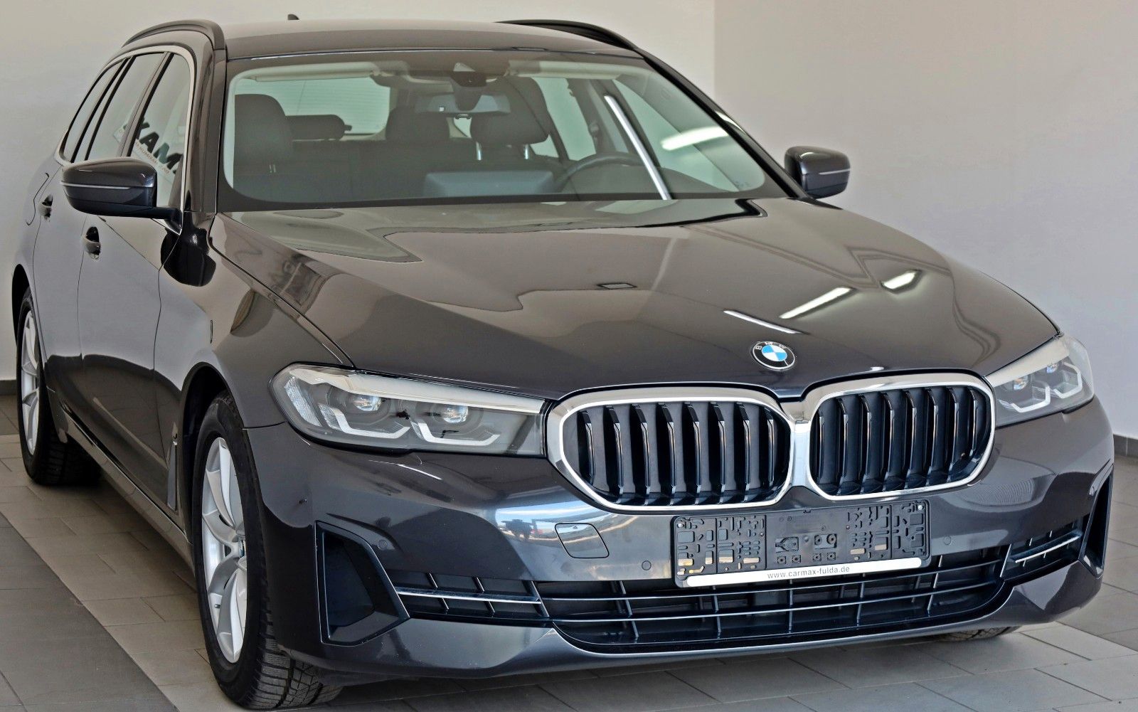 Fahrzeugabbildung BMW 520 d xDrive,Leder,Navi,LED,SH,Kamera, SR+WR