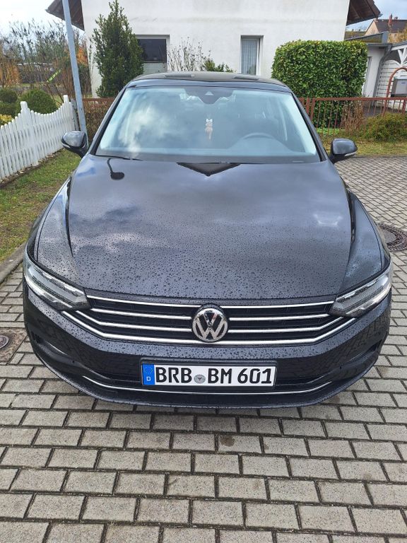 Image of Volkswagen Passat