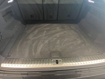 Audi Q8 - 6