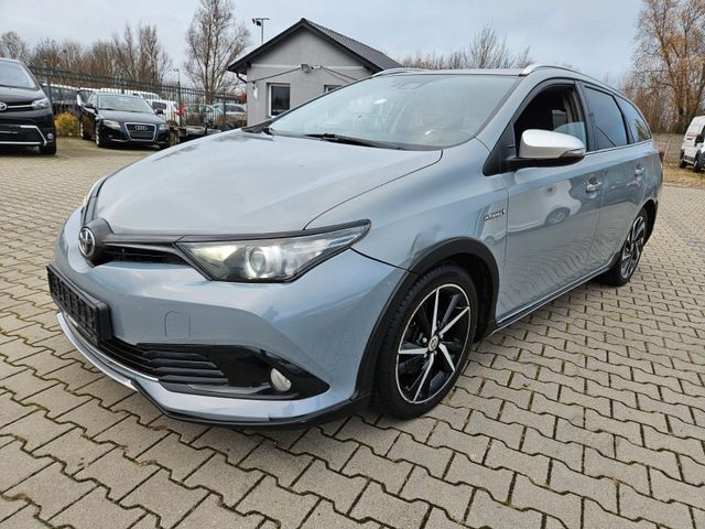 Toyota Auris Touring Sports Hybrid Free Style