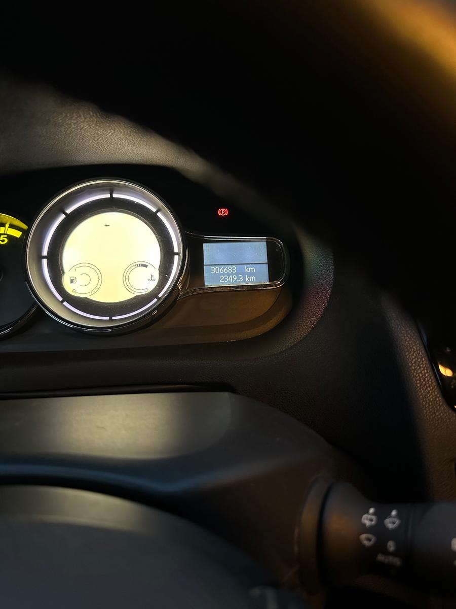 Renault Megane 2012 — photo 8