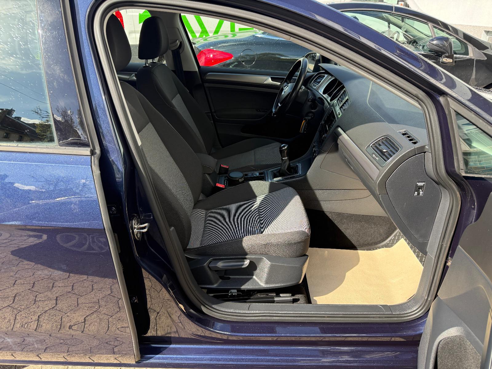 Volkswagen Golf VII 1.2 TSI Lim. BMT *PDC/AUX/Sitz-Hz*