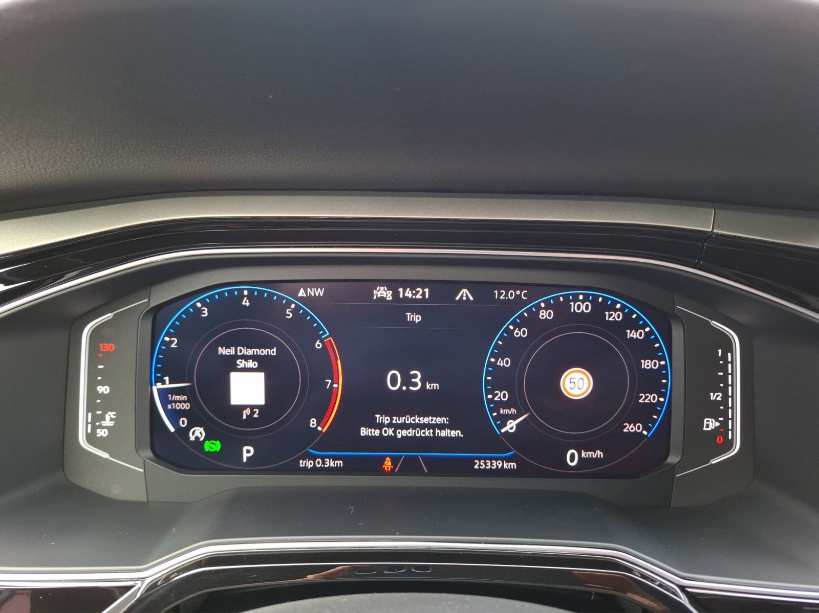 Fahrzeugabbildung Volkswagen Taigo Move DSG Matrix Navi ACC RFK SHZ AID