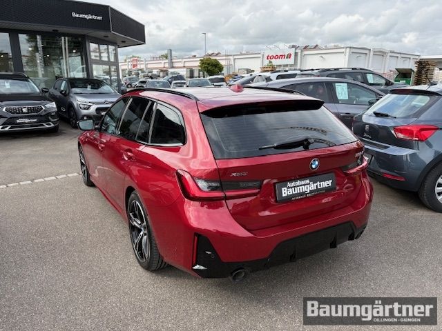 Fahrzeugabbildung BMW 330 i xDrive M-Sport Touring Kamera/ACC/Sitzh.