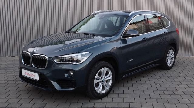 BMW X1 BaureihexDrive 20 d Sport Line AHK Euro6 ACC