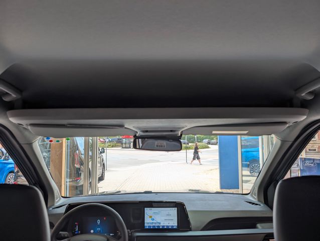 Ford Tourneo Courier Active Automatik