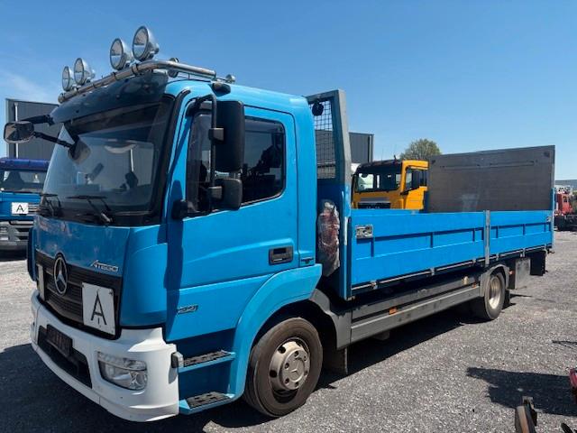 Mercedes-Benz Atego 1221