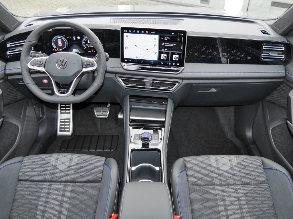 Fahrzeugabbildung Volkswagen Tiguan 2.0 TDI R-Line AHK Matrix Kamera AppConne