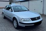 Volkswagen Vw Passat 2.3 V5 AUTOMATIK ( TÜV NEU ) - Volkswagen Passat: 2.5