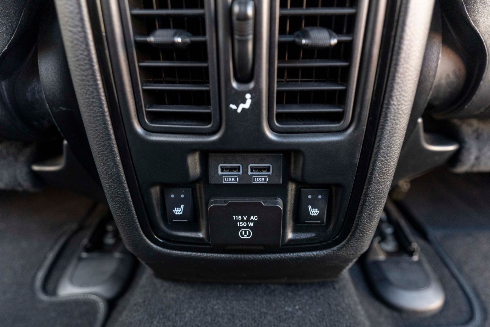 Fahrzeugabbildung Dodge Durango 6,4L SRT 392 LPG AHK KAM ACC H&K CARPLAY